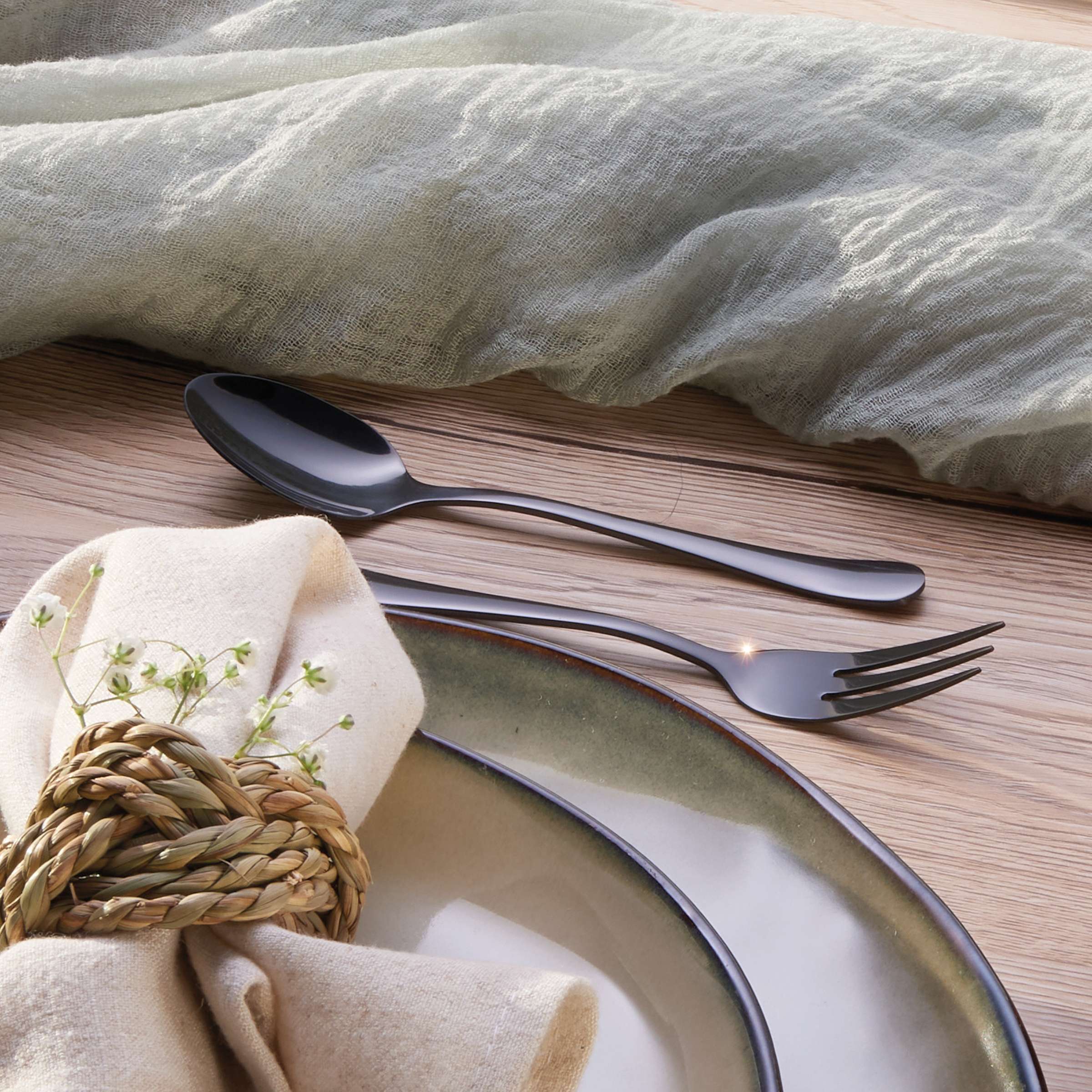 DELIA Besteckset 30-teilig PVD schwarz